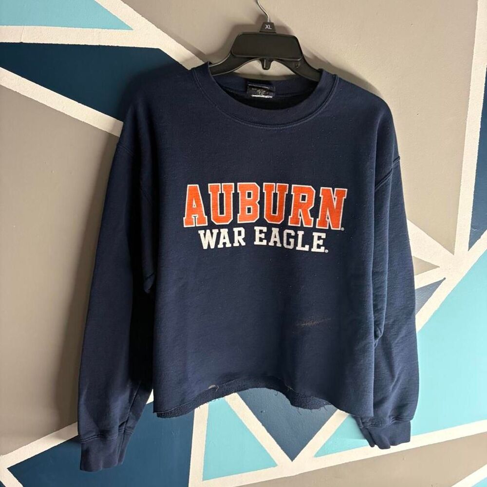 Super clean cropped must have auburn Sweatshirt
